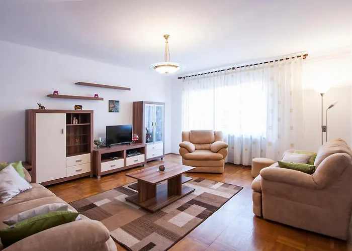 Apartment Nola By Rent Istria